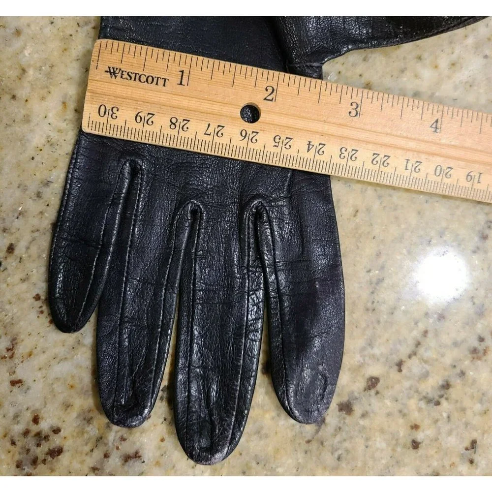 Vintage Women's Small Black Leather 10